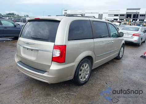 2015 Chrysler Town & Country Touring from USA, damaged, VIN 2C4RC1BG4FR600856
